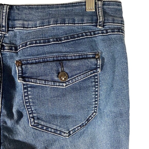 ELLE Women’s Jeans Size‎ 10 Blue Straight Light Stone Wash Distressed Casual - Picture 4 of 10